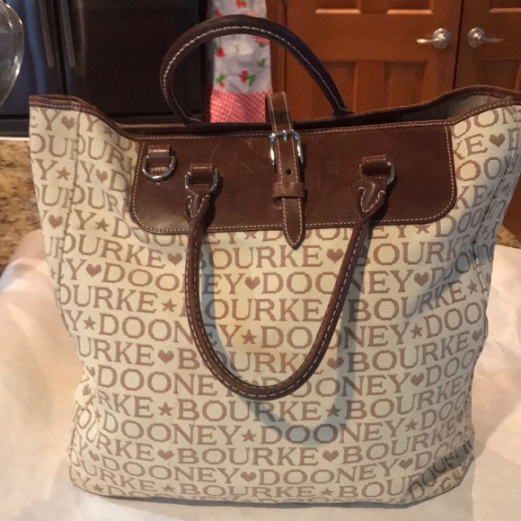 Dooney and Bourke tote purse - Picture 4 of 6
